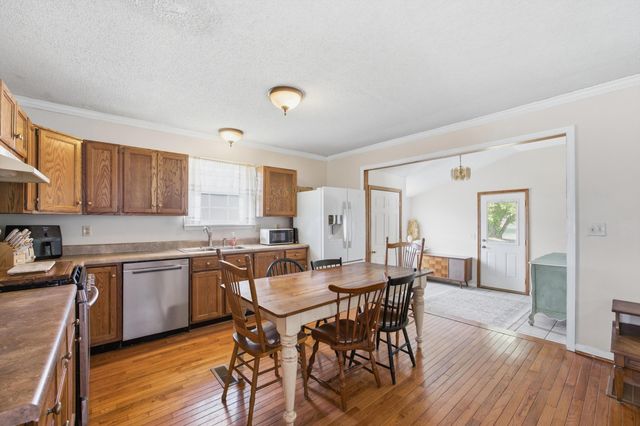 2090 Dorn Farm Place, Sale Creek, TN 37373