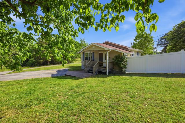 2090 Dorn Farm Place, Sale Creek, TN 37373