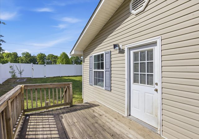 2090 Dorn Farm Place, Sale Creek, TN 37373