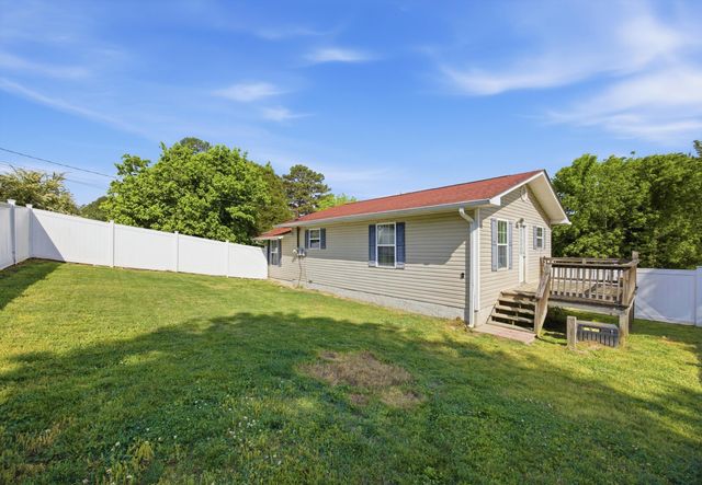 2090 Dorn Farm Place, Sale Creek, TN 37373
