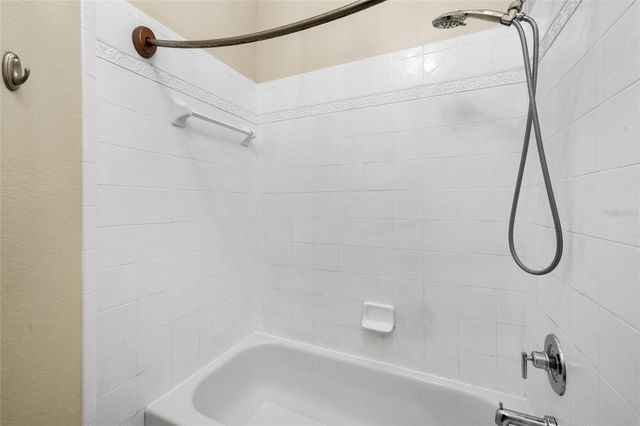 37250 EMBASSY PARK LANE, Dade City, FL 33525