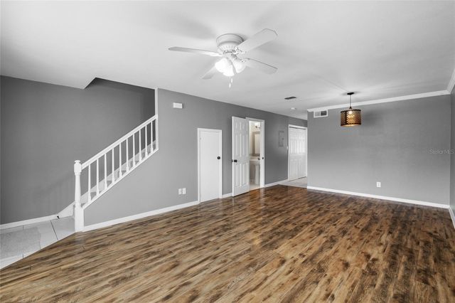 37250 EMBASSY PARK LANE, Dade City, FL 33525