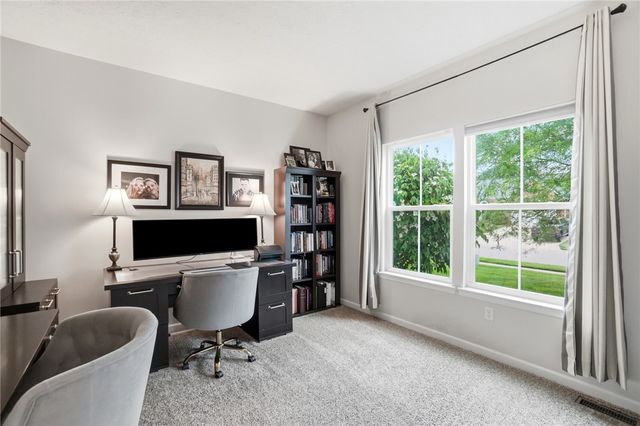 6856 Paragon Road, Washington Twp, OH 45459