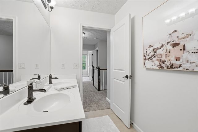 6856 Paragon Road, Washington Twp, OH 45459
