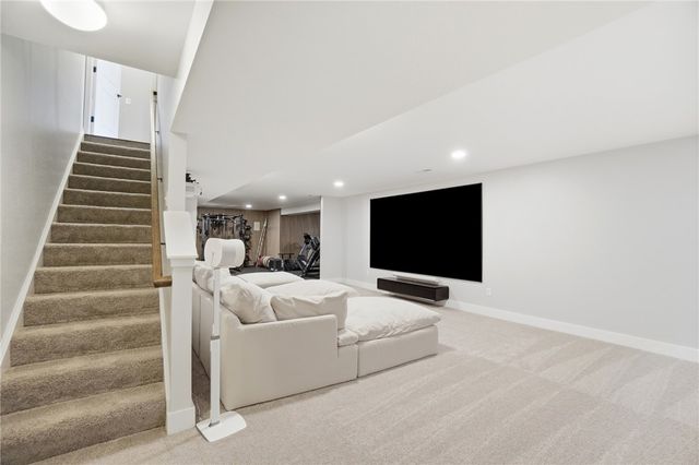 6856 Paragon Road, Washington Twp, OH 45459