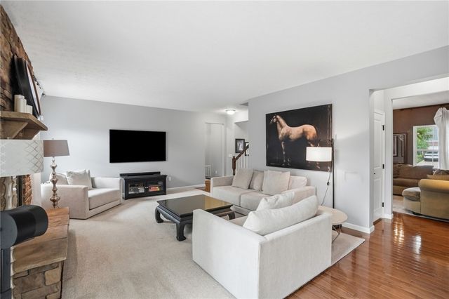 6856 Paragon Road, Washington Twp, OH 45459