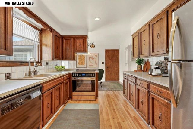 302 W Rainier Way, Spokane, WA 99208