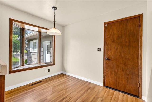 302 W Rainier Way, Spokane, WA 99208