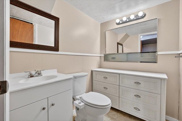 302 W Rainier Way, Spokane, WA 99208