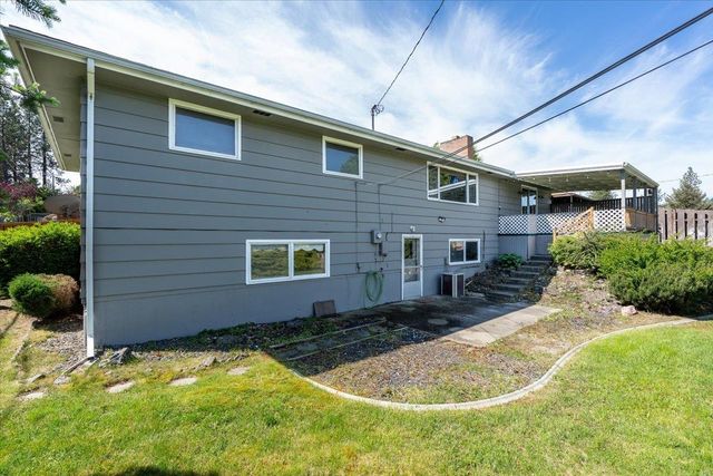 302 W Rainier Way, Spokane, WA 99208