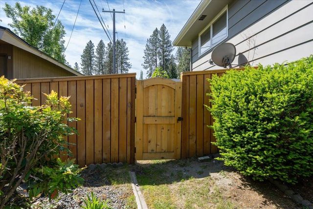 302 W Rainier Way, Spokane, WA 99208