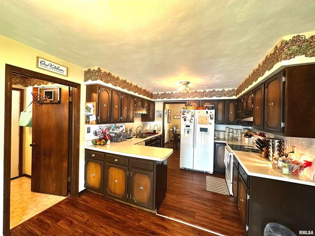 1340 E 6TH Street, Centralia, IL 62801