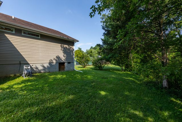 129 Plantation Drive, Lawrenceburg, KY 40342