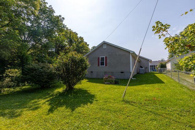 129 Plantation Drive, Lawrenceburg, KY 40342