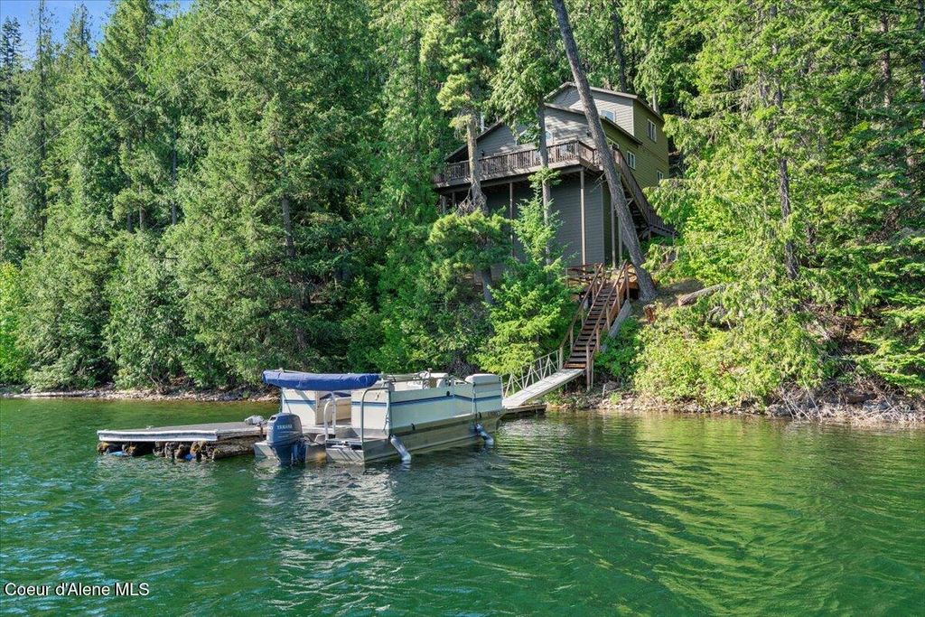 14068 S SPIRIT LAKE SHR, Spirit Lake, ID 83869
