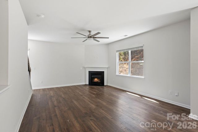 138 Marathon Lane, Candler, NC 28715