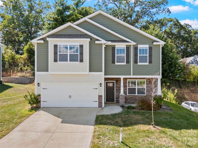 138 Marathon Lane, Candler, NC 28715