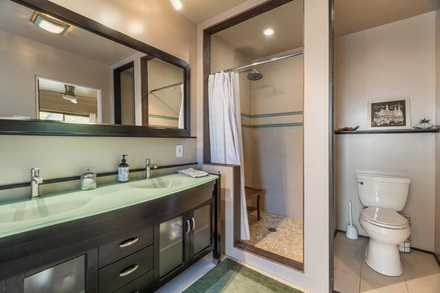 924 Valverde Drive SE, Albuquerque, NM 87108