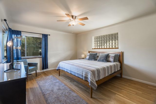 924 Valverde Drive SE, Albuquerque, NM 87108