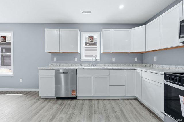 3825 Clermont Avenue, Fort Wayne, IN 46806