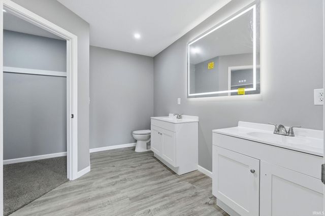 3825 Clermont Avenue, Fort Wayne, IN 46806