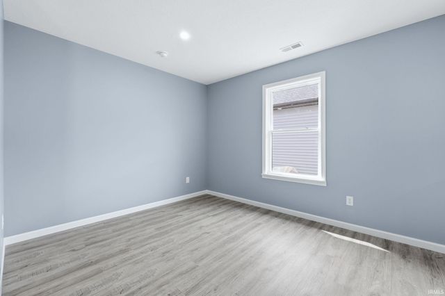 3825 Clermont Avenue, Fort Wayne, IN 46806