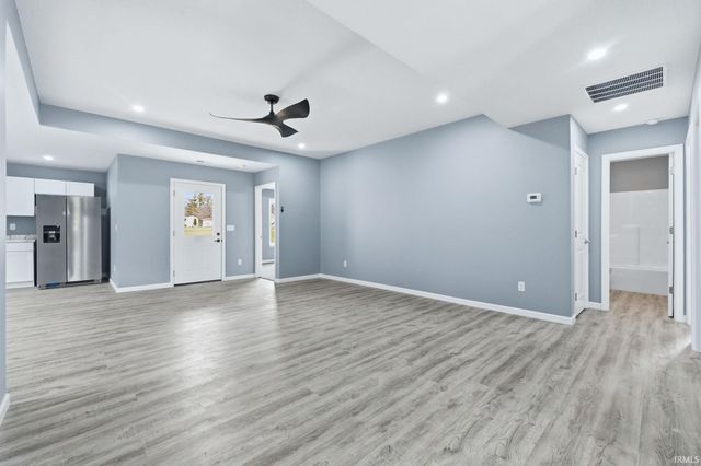 3825 Clermont Avenue, Fort Wayne, IN 46806