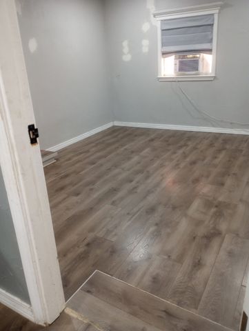 212 Paris Drive, Pottsboro, TX 75076