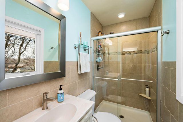 1617 Utah Avenue S, Saint Louis Park, MN 55426