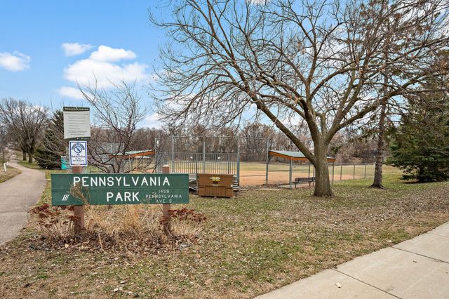 1617 Utah Avenue S, Saint Louis Park, MN 55426