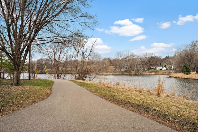 1617 Utah Avenue S, Saint Louis Park, MN 55426