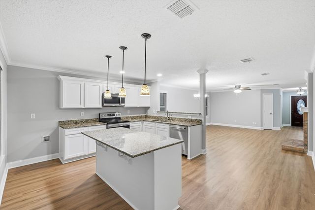 2317 Avalon Creek Way, Mckinney, TX 75071