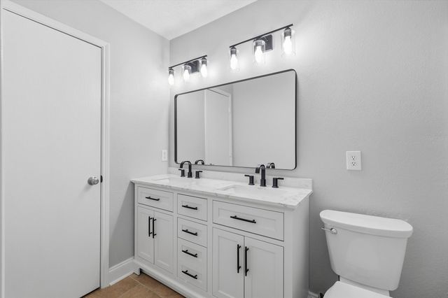 2317 Avalon Creek Way, Mckinney, TX 75071