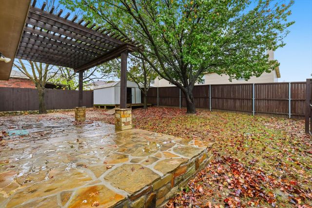 2317 Avalon Creek Way, Mckinney, TX 75071