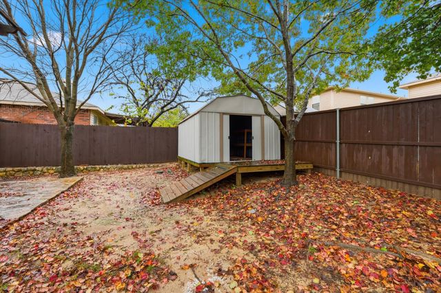 2317 Avalon Creek Way, Mckinney, TX 75071