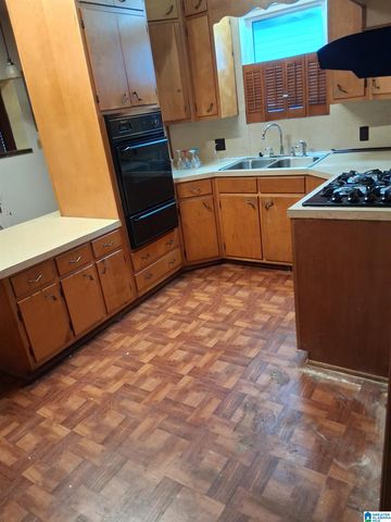 7615 3RD AVENUE S, Birmingham, AL 35206