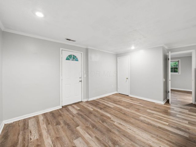 1202 E Walnut Street, Westerville, OH 43081