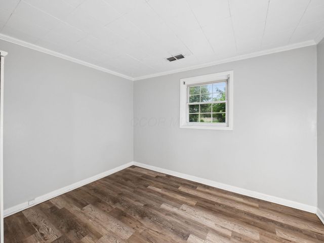 1202 E Walnut Street, Westerville, OH 43081