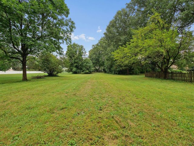1202 E Walnut Street, Westerville, OH 43081