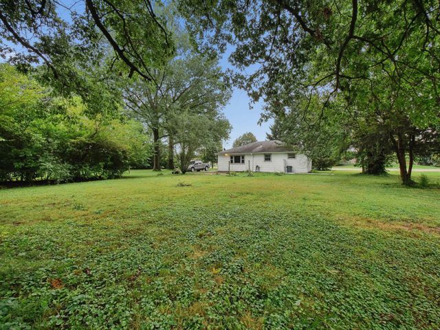 1202 E Walnut Street, Westerville, OH 43081