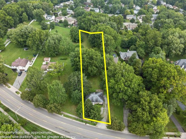 1202 E Walnut Street, Westerville, OH 43081