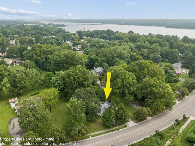 1202 E Walnut Street, Westerville, OH 43081