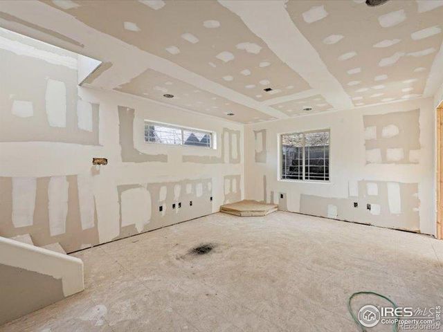 102 Spruce Mountain Drive, Drake, CO 80515