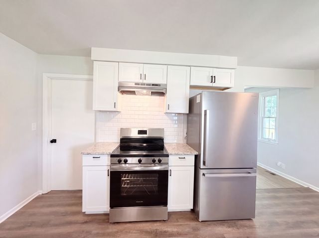 112 Norris Dr, Clarksville, TN 37042