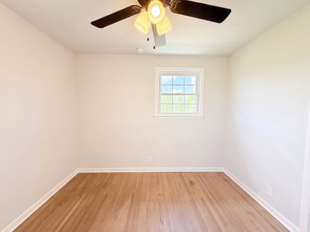 112 Norris Dr, Clarksville, TN 37042