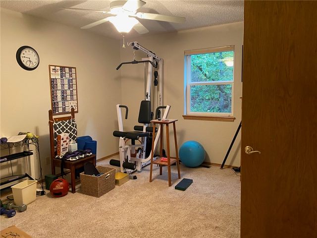 5 Uppingham Lane, Bella Vista, AR 72714