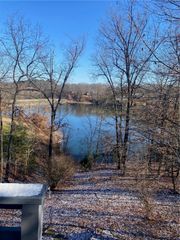 5 Uppingham Lane, Bella Vista, AR 72714