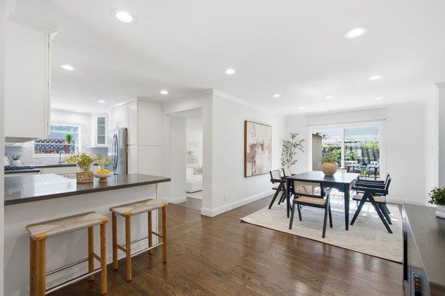 1150 Junipero Avenue, Redwood City, CA 94061