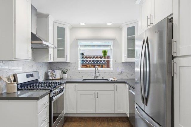 1150 Junipero Avenue, Redwood City, CA 94061