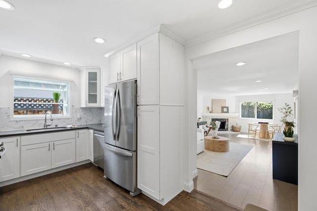 1150 Junipero Avenue, Redwood City, CA 94061